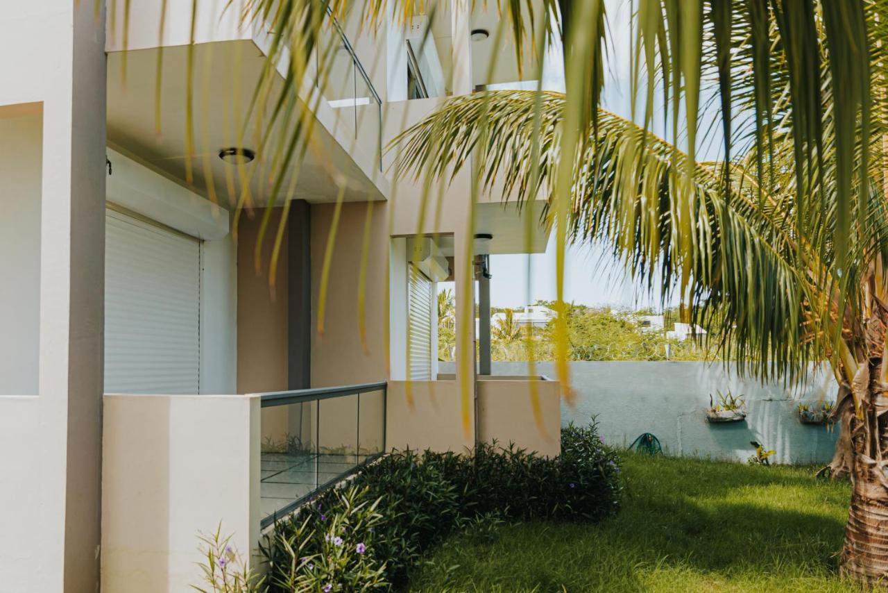 Luxe Exotica Apartments La Gaulette Exterior photo