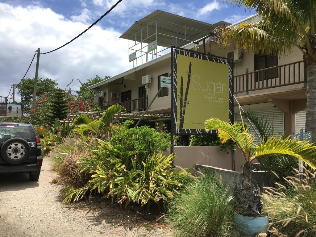 Luxe Exotica Apartments La Gaulette Exterior photo